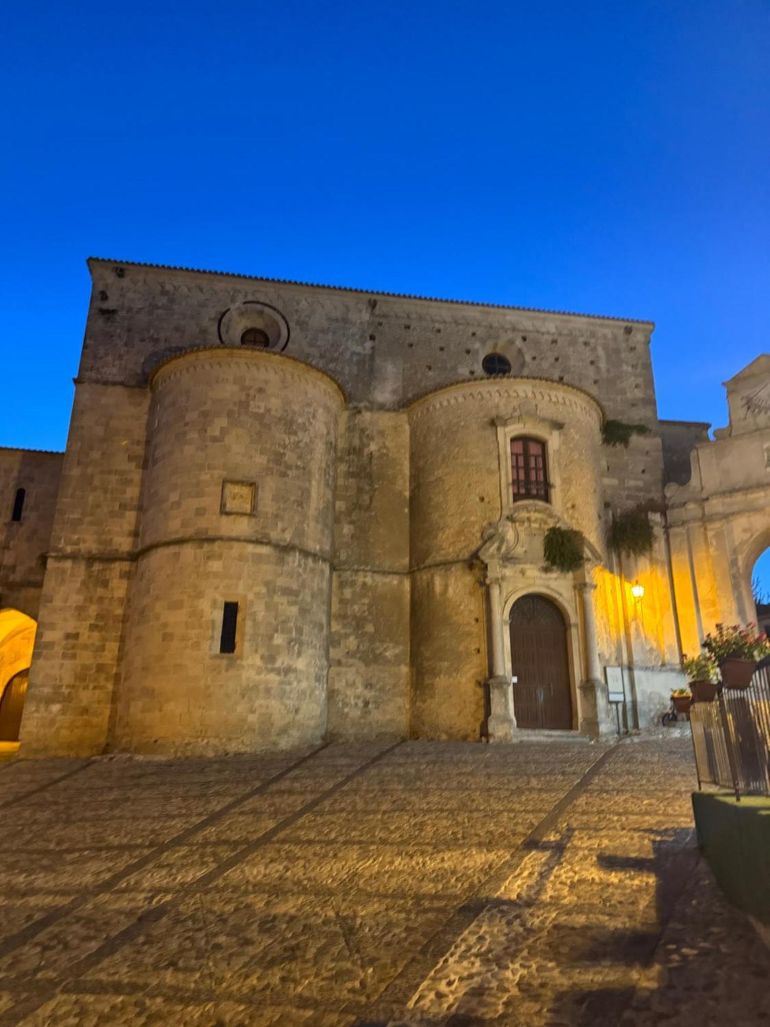 La Rosa Blu Bed & Breakfast Gerace Bagian luar foto