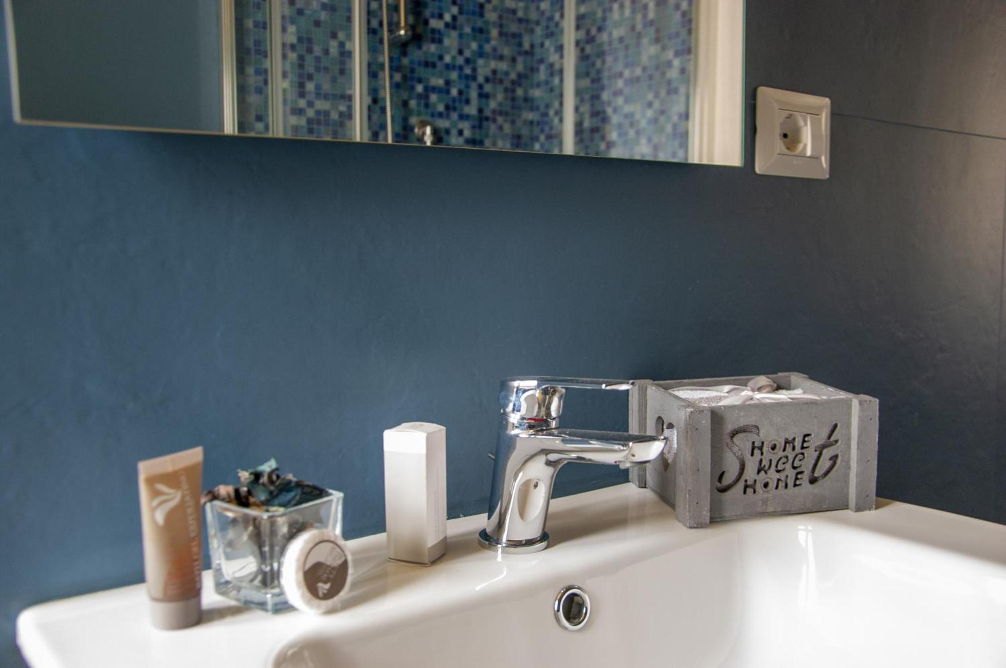 La Rosa Blu Bed & Breakfast Gerace Bagian luar foto