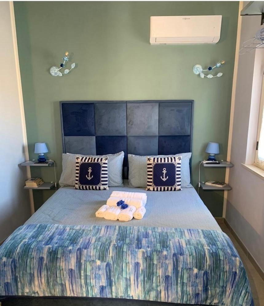 La Rosa Blu Bed & Breakfast Gerace Bagian luar foto